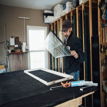 Lightning Glassworks & Screens, LLC
