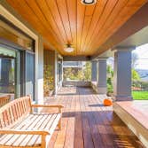Classic Queen Anne Seattle is filled with many incredible areas and historic neighborhoods all around the city. One such area is Queen Anne’s Hill know