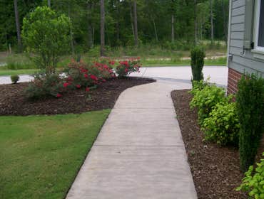 Latest Design Trends Our mission is to provide you with professional, high quality and cost effective service. We aim to complete your jobs on time and