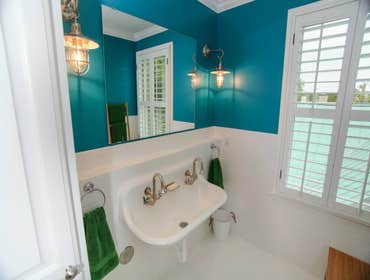 2202 Bowman We took an existing Tarrytown home built in 1910, remodeled the first floor and added a small first floor addition, and then added a new se