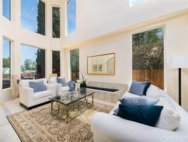 Encino, CA https://www.youtube.com/watch?v=NZXcmQQMMmY