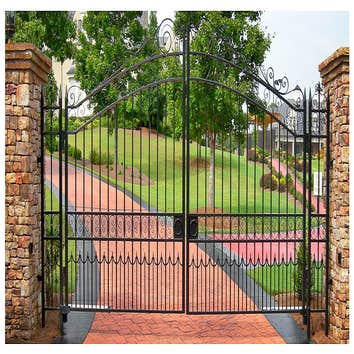 Apex Fence Company Project Our fences are installed with quality workmanship.