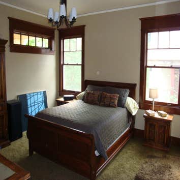 1906 remodeled bedroom