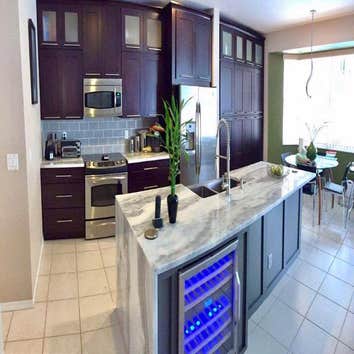 Kitchens Residential Remodeling
& New Construction
The experts at our construction company can handle any interior and exterior need, whether you'r