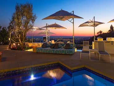 New accessory building at Hollywood Hills