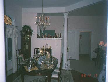 Doug Williams Custom Building Photos 222 Pine Street Remodell from 1500 sft Antique Farm House
3 Bed, 4 bath, 2 kitchens 3 car garage, media room. See 