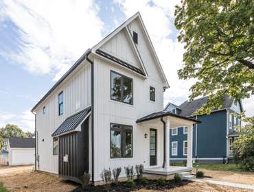Downtown/Move-In Ready Home 2