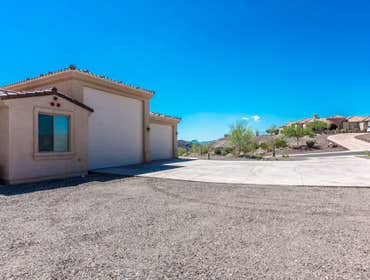 7041 Avienda Tierra Vista