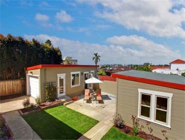 North Park Complete Remodel This is a beautiful 3 bedroom 2 bath craftsman home in North Park, San Diego, Ca
We restored the original look from 1908 an