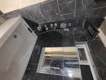 tile tub surround