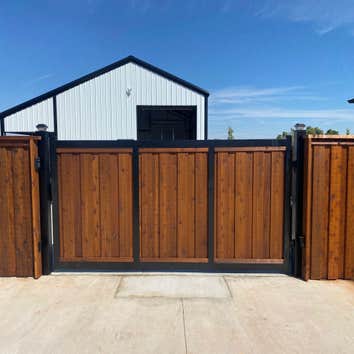 Red River Fence LLC