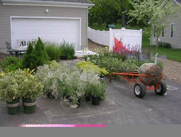 SOD INSTALLATION AND PLANTING NEW HOME NEEDING: GRADING , OLD LAWN AND WEED REMOVAL, PLANTING, DESIGN AND SOD AND MULCH INSTALLATION