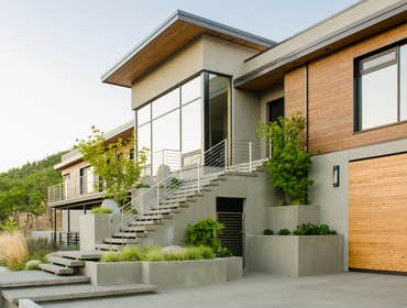 MODERN CUSTOM HOME