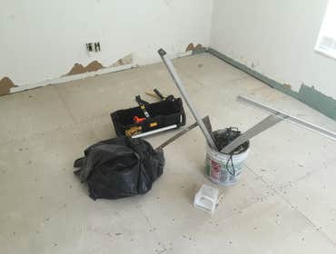 Interior Remodeling Interior Remodeling at Weston House
Bathrooms
Bedrooms
Flooring
Impact doors
Electricity
Plumbing