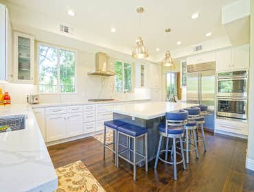 Complete Home Remodeling West Hills Complete home remodeling
kitchen
2 bathroom
flooring
painting
electrical
etc.