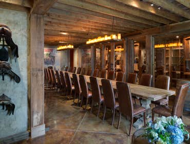 Artisanal Restaurant A sophisticated environment for entertaining and dining that blends with the rustic architecture and rural mountain setting. 