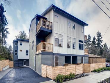 Shoreline Townhome Certified 4-Star Built Green, it’s not just about living; it’s about living smarter. Modern design, an open layout, and energy-effic