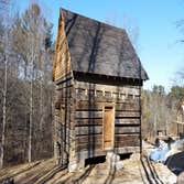 Chestnut Log Cabin in Lexington, Virginia