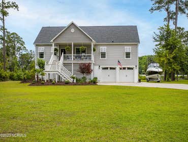 Photos by Smith and Associates Homes #1 willie smith is a real estate professional who blends his expertise as a former NFL player with his passion for
