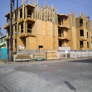 project santa monica az tech post construction final cleanup specialist,apartments cleaning,kitchen,living room,restroom cleaning,balcony cleaning.