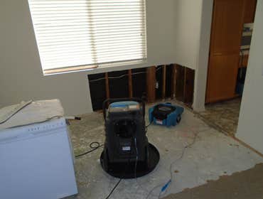 Resto-Medic Photos of an active water damage remediation site. A simple pinhole leak in a water pipe can cause extensive damage if not identified and 