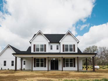 Custom Home - Farmhouse