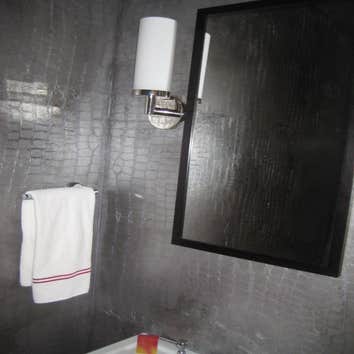 Faux FX of Austin Project 1)Aged Cabinet/Vanity
2)Plastered/Glazed Walls/Ceilings
3)Raised Plaster Crocodile w/ Highlights