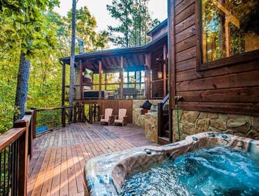 Luxury Custom Cabins