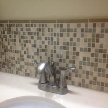Bathroom backsplash (10/2012) Glass/stone backsplash for bathroom vanity.
Adding a tile backsplash can be an great way to add some of your personality
