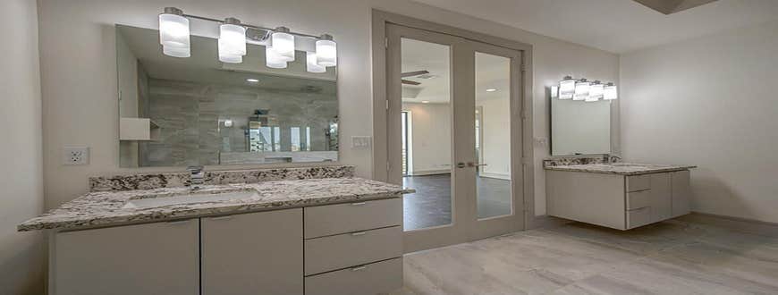 2514 Pease Ground up luxury townhouses East of downtown Houston.
