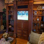 Recent Projects We don't just mount TVs and create home theaters. We can also show you how to control virtually everything in your home from your iPhon