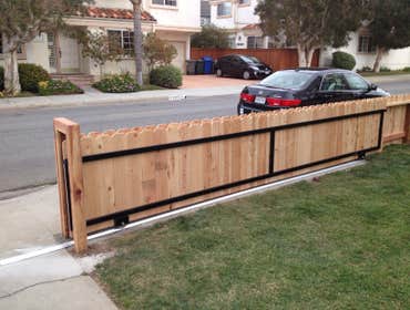 Photo(s) from M&R Fencing