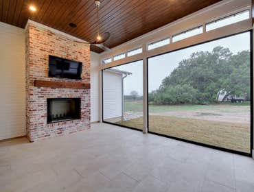 Modern Farm House