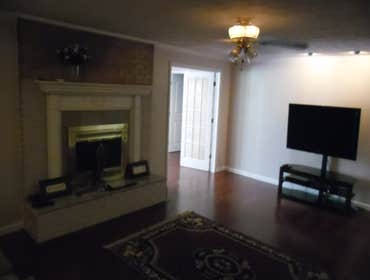 LynnLee Construction Group Custom Homes, Additions, Historical Renovations, Remodeling, Trade Professionals
Major Home Re-model (detached garage,
