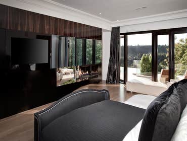ELC | residential COR | private residence | date: 2011 | location: benedict canyon | city: los angeles, ca | category: built | mode: remodel | type: re