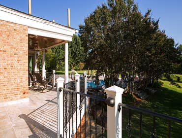 Charming & Cheerful Home in Great Falls VA