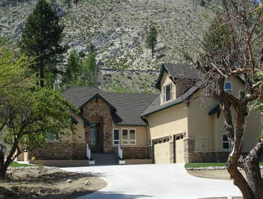Clark Builders Inc Projects Whatever you're looking for in a home we can do!
1. New custom homes
2. Remodels
3. Kitchens
4. Bathrooms
5. Addi
