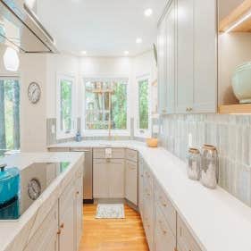 Lamont Bros. Design & Construction