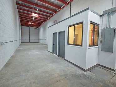 2500 SF New construction warehouse LIC