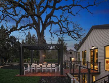 Napa-Style Modern Farmhouse