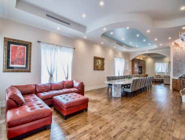 Photos by Axle Homes #1