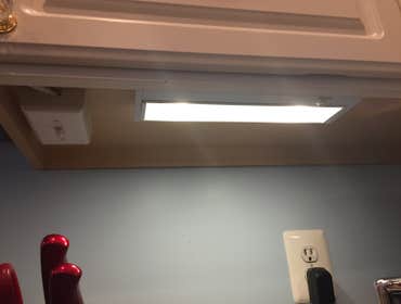 Kitchen In this kitchen I installed 4 recessed lights, a ceiling fan, and under cabinet lights.