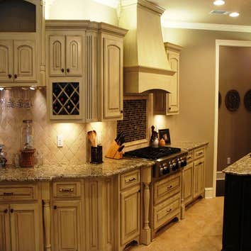 County Music Singer Justin Moore's Kitchen Moody’s designed, built, and installed the kitchen cabinets in Country Music Star Justin Moore’s home.