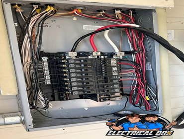 Complete Home Rewiring & Main Panel Upgrade for Safety and Performance We completed a full home electrical upgrade that included a complete rewiring an