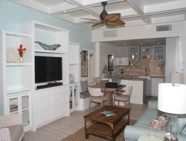 Photos from Absolute Painting
