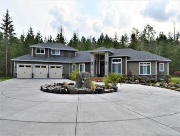 New Home A new home built from the ground up. This classic contemporary home contains an open layout allowing lots of natural lighting and containing m