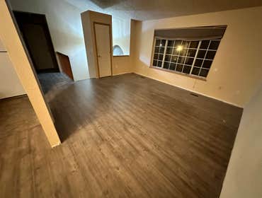 Laminate Flooring