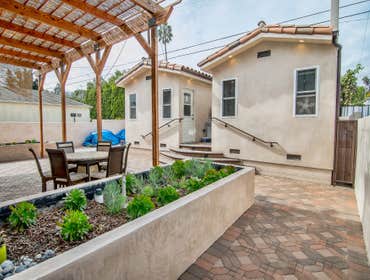 Photos by Axle Homes #1