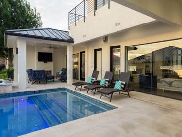 CONTEMPORARY NEW BUILD