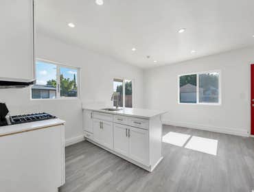 Kitchen Photos by Homescapes Design and Construction Inc #19